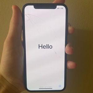 Space Grey iPhone X 64 GB unlocked front cracked